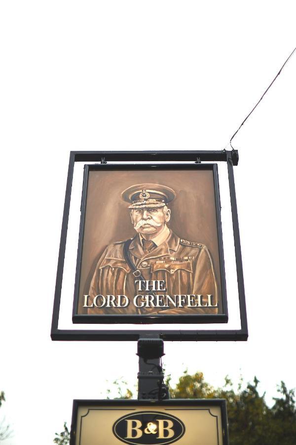 Bed and Breakfast The Lord Grenfell Maidenhead Zewnętrze zdjęcie The Lord Grenfell pub sign