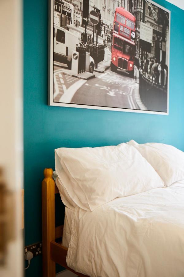 Bed and Breakfast The Lord Grenfell Maidenhead Zewnętrze zdjęcie A room at the hotel